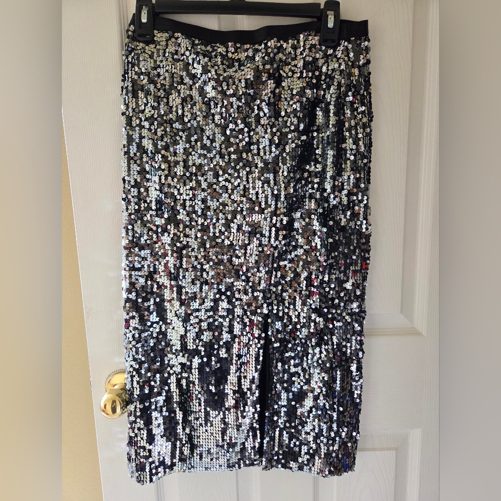 Nine West Black and Silver Sequin Skirt
